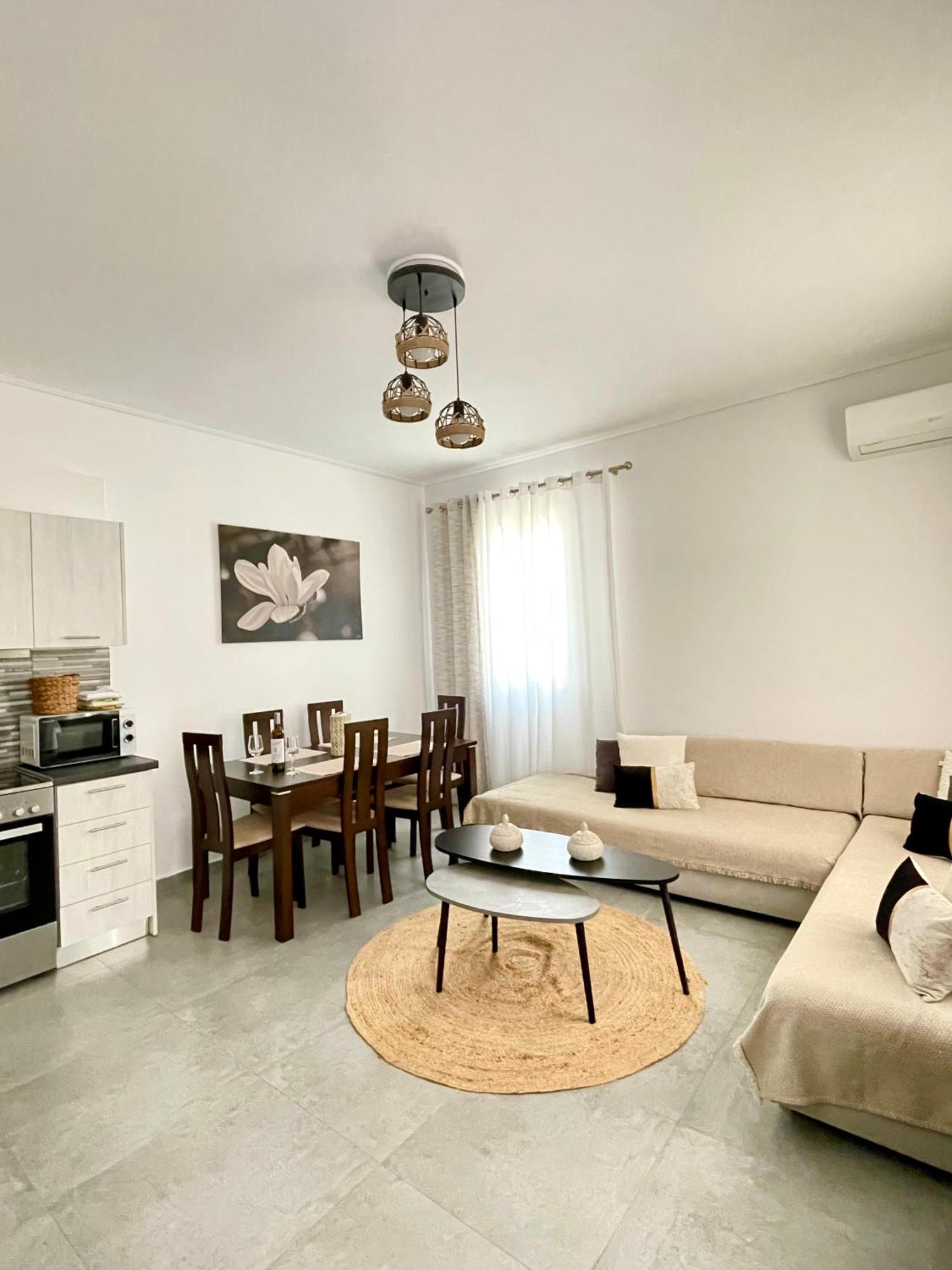 Emanouela'S Apartement In The Center Of Adamas Exterior foto